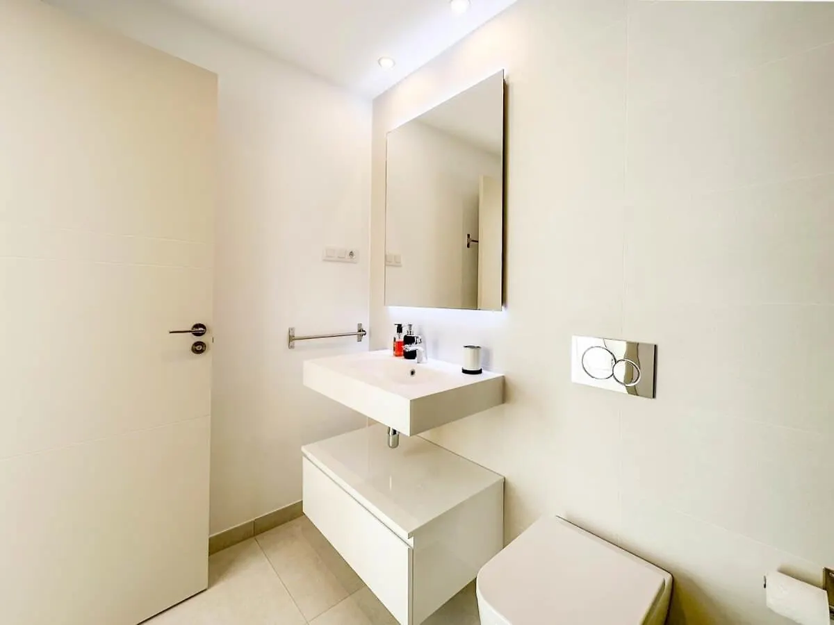 Rooftop Jacuzzi Pools Modern Wifi Townhouse Estepona Apartment