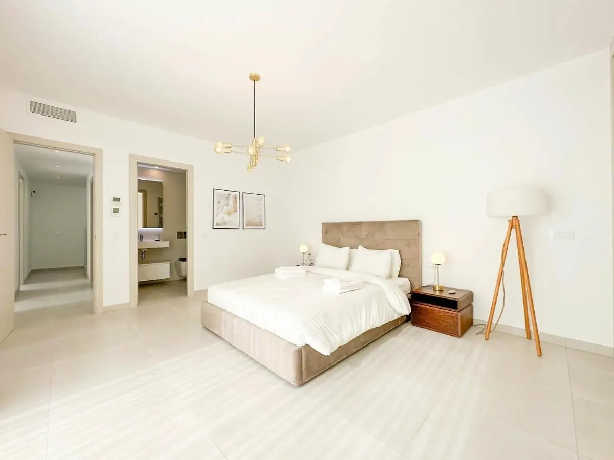 Rooftop Jacuzzi Pools Modern Wifi Townhouse Estepona 0*,  Spain