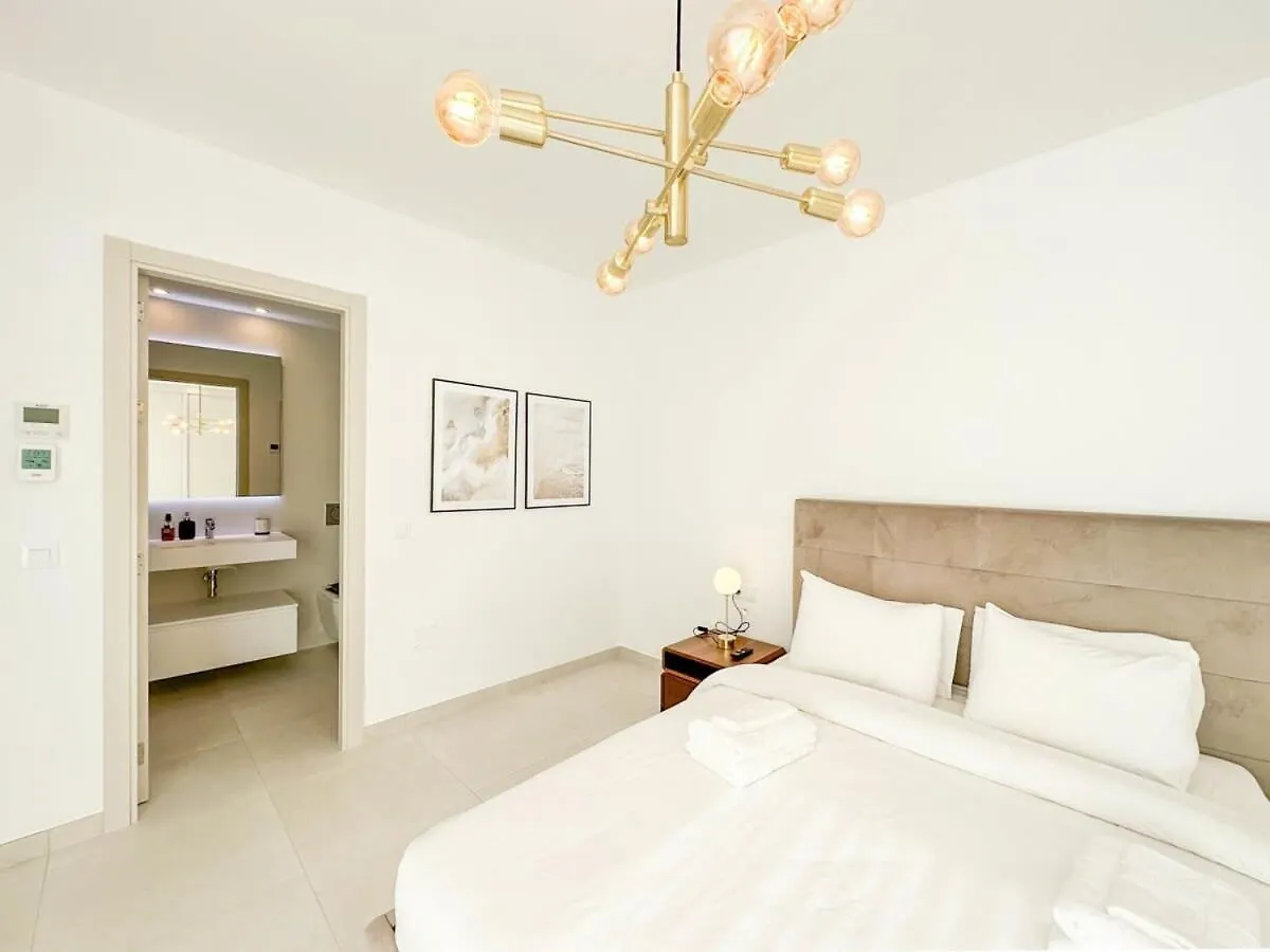Apartment Rooftop Jacuzzi Pools Modern Wifi Townhouse Estepona