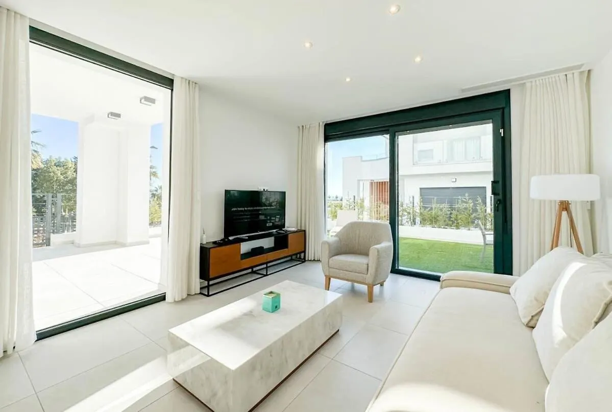 Rooftop Jacuzzi Pools Modern Wifi Townhouse Estepona Apartment